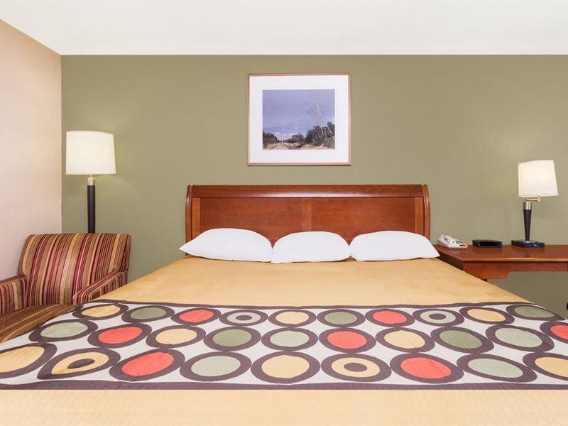 Super 8 By Wyndham Augusta Ft Eisenhower Area Εξωτερικό φωτογραφία