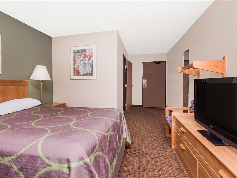 Super 8 By Wyndham Augusta Ft Eisenhower Area Εξωτερικό φωτογραφία
