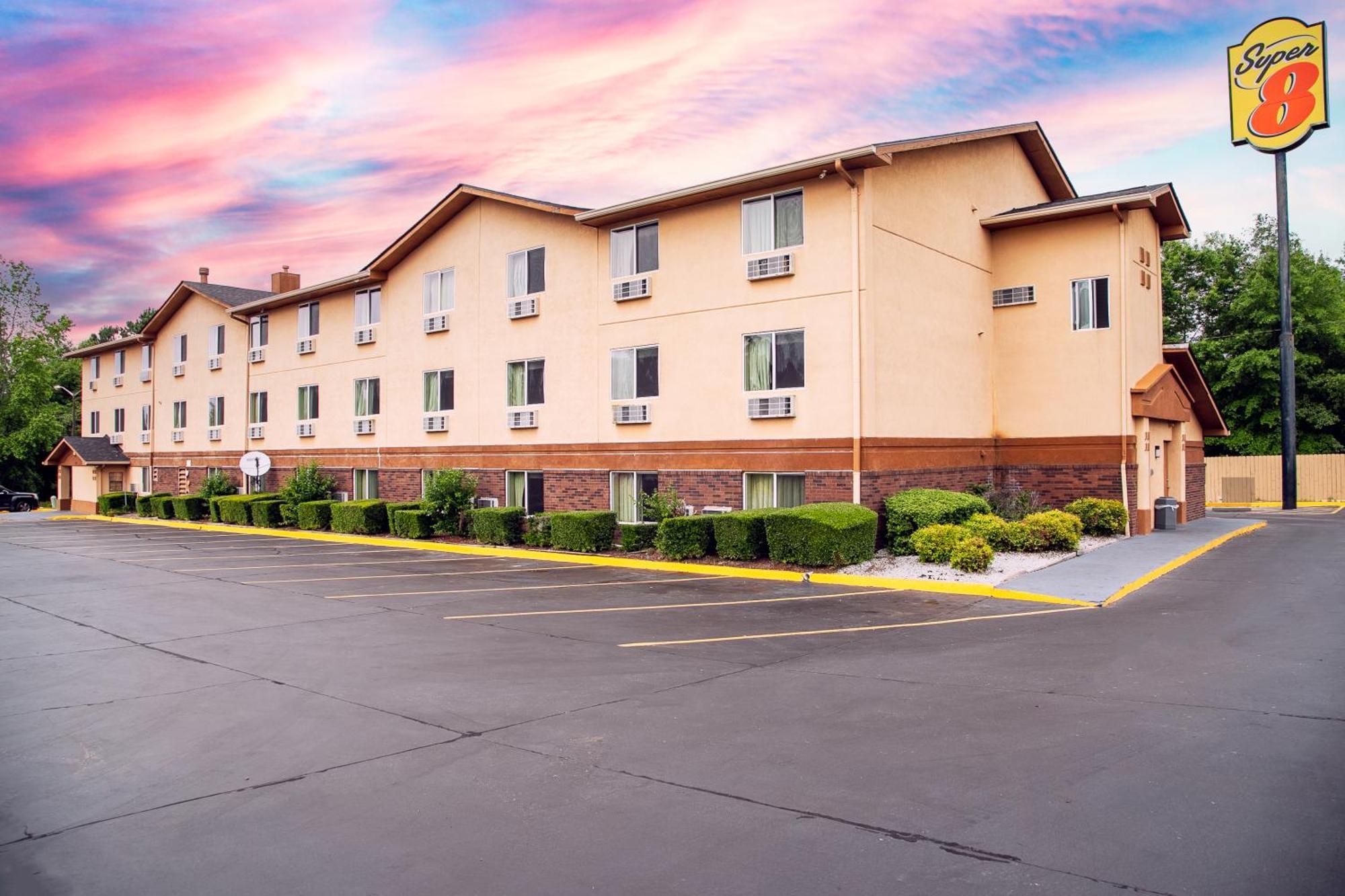 Super 8 By Wyndham Augusta Ft Eisenhower Area Εξωτερικό φωτογραφία